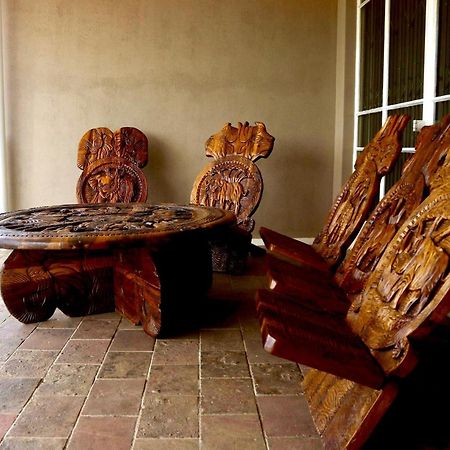 Cavallo Guesthouse ويندهوك المظهر الخارجي الصورة