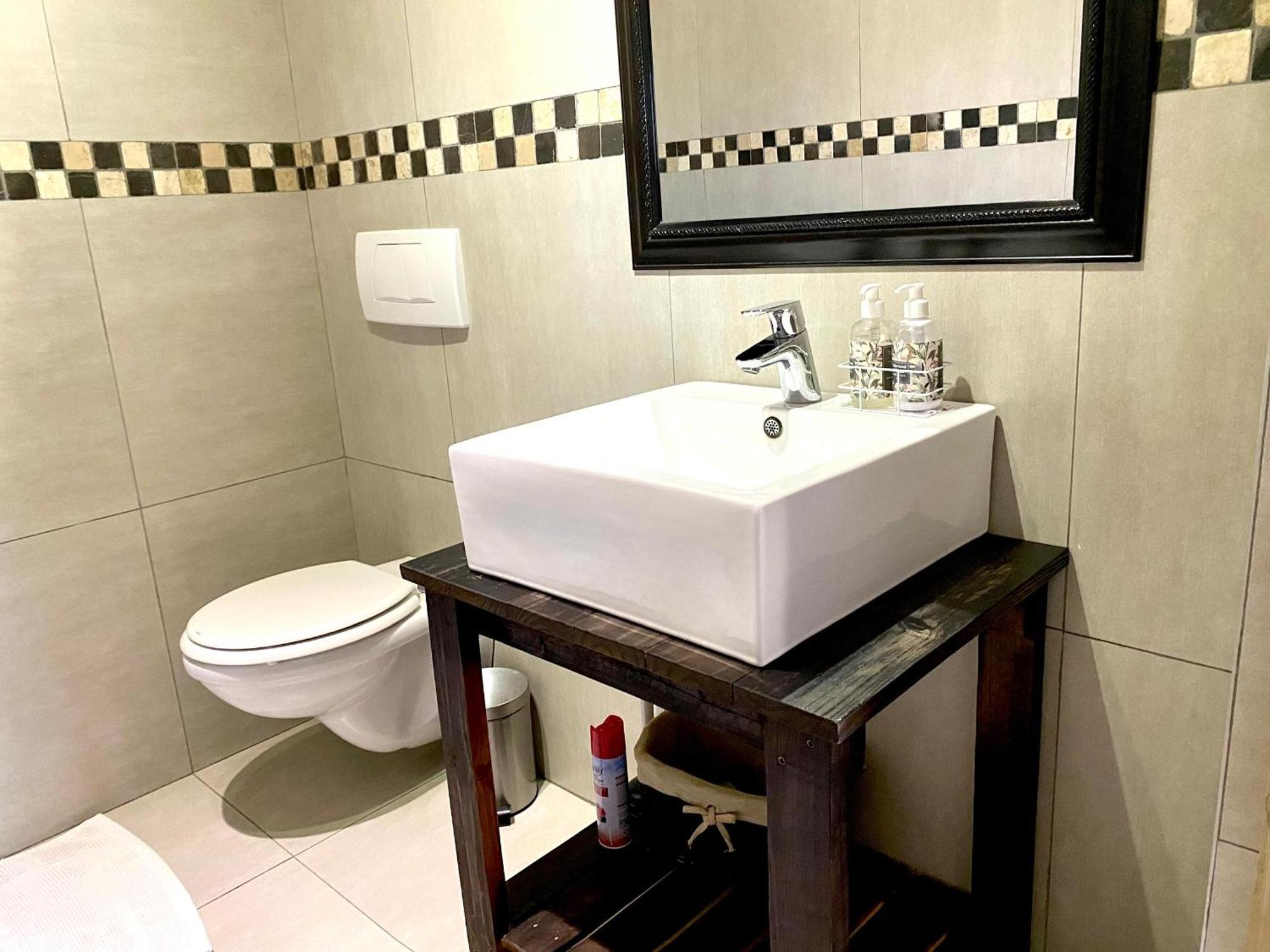 Cavallo Guesthouse ويندهوك المظهر الخارجي الصورة