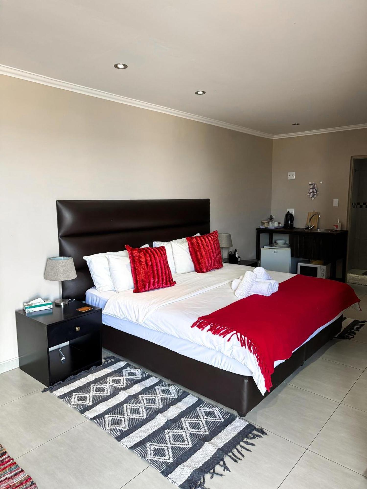 Cavallo Guesthouse ويندهوك المظهر الخارجي الصورة